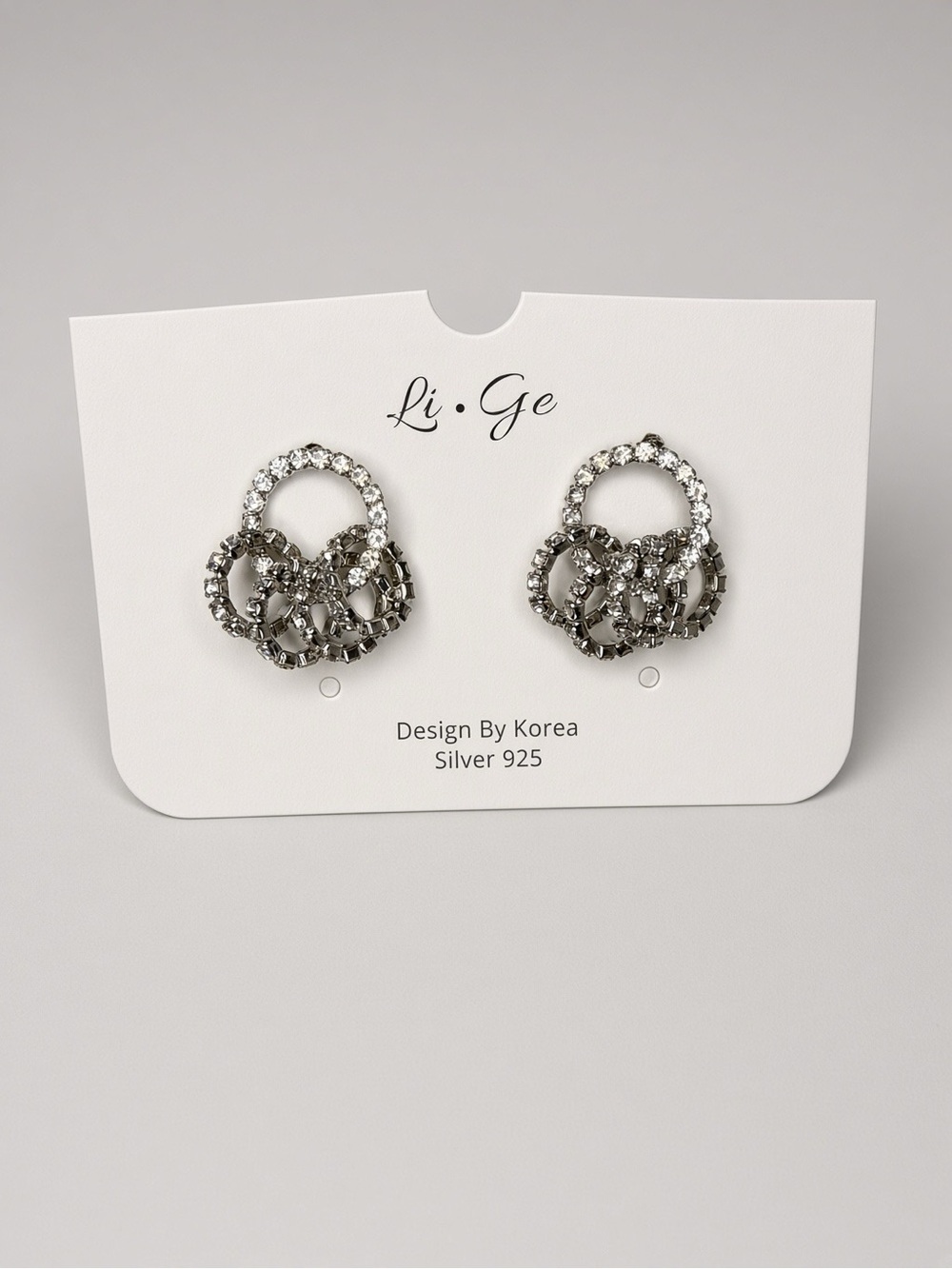 Beautiful Silver Rhinestone earrings NWT Made in Korea 925